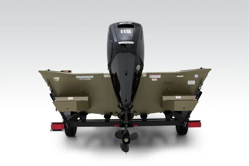 Slide: The Image of 2026 Tracker Grizzly 2072 Center Console boat rear view with Mercury 115 engine. - 7