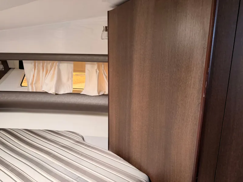 Slide: The Image of Monterey 335 Sport Yacht 2019 - 51