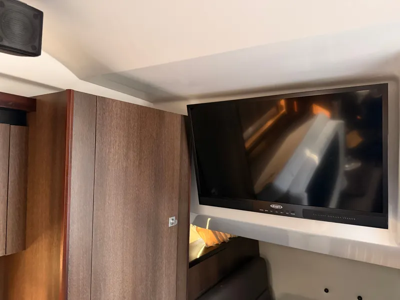 Slide: The Image of Monterey 335 Sport Yacht 2019 - 63