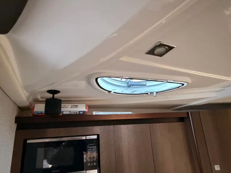 Slide: The Image of Monterey 335 Sport Yacht 2019 - 65