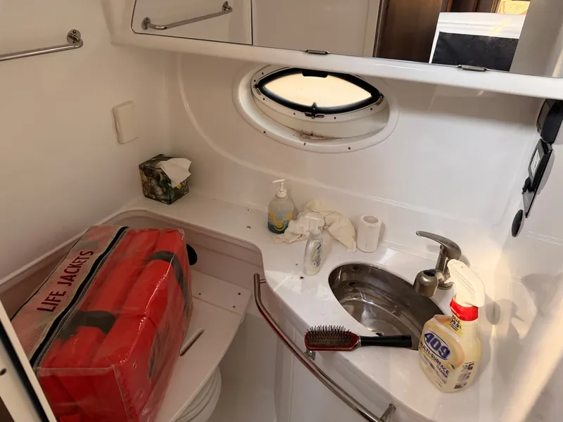 Slide: The Image of Monterey 335 Sport Yacht 2019 - 66