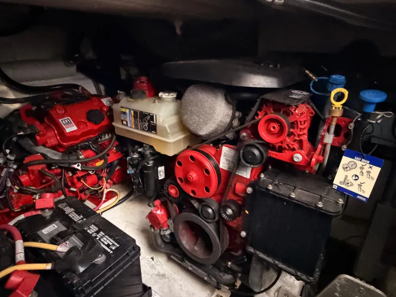 Slide: The Image of Monterey 335 Sport Yacht 2019 - 73