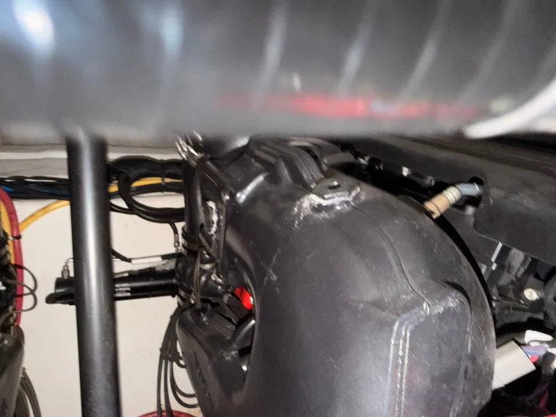 Slide: The Image of Monterey 335 Sport Yacht 2019 - 80