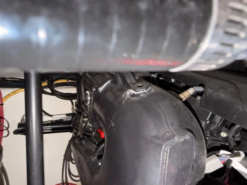 Slide: The Image of Monterey 335 Sport Yacht 2019 - 81