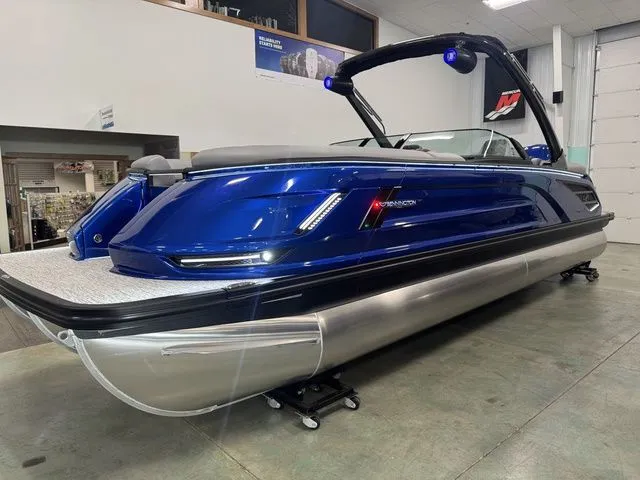 Slide: The Image of Bennington QX Quad Bench 25 QXFBWA 2026 - 1