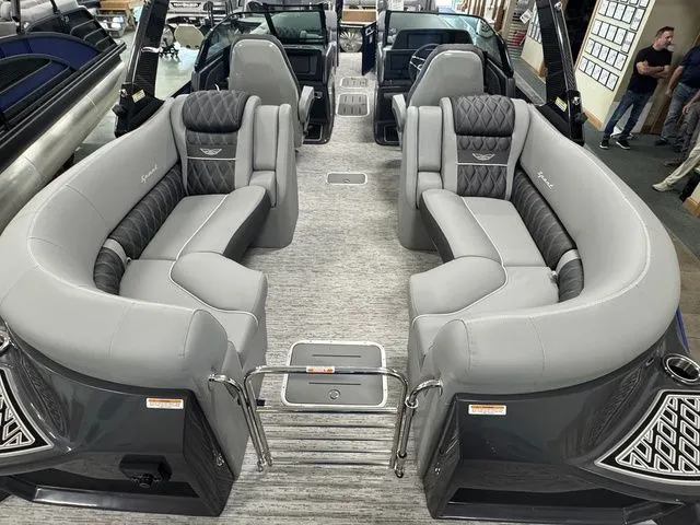 Slide: The Image of Bennington QX Quad Bench 25 QXFBWA 2026 - 13