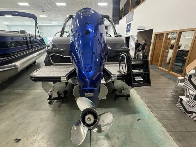 Slide: The Image of Bennington QX Quad Bench 25 QXFBWA 2026 - 3