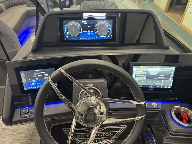 Slide: The Image of Bennington QX Quad Bench 25 QXFBWA 2026 - 6