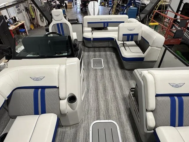 Slide: The Image of Bennington M Swingback 26 MSB 2025 - 18