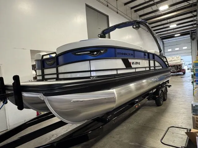 Slide: The Image of Bennington M Swingback 26 MSB 2025 - 6