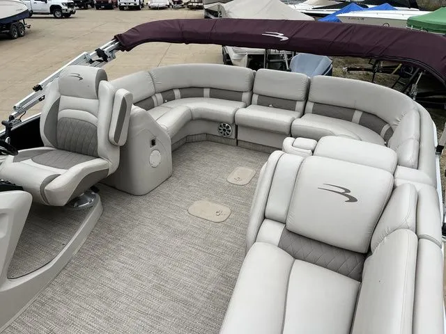 Slide: The Image of Bennington 25RSRX1 2018 - 5