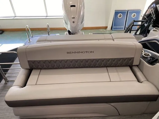 Slide: The Image of Bennington 25 RXSBW 2023 - 12