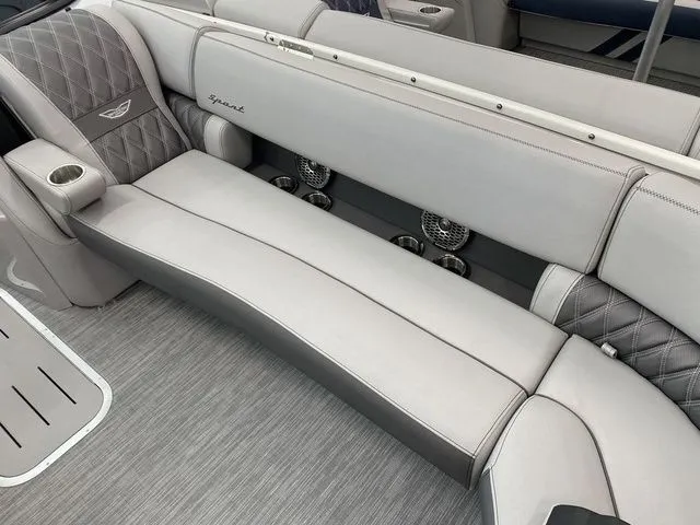 Slide: The Image of Bennington 25 RXSBW 2023 - 13