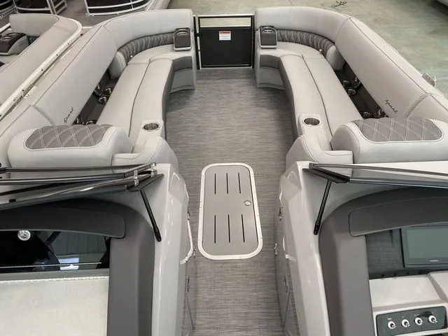 Slide: The Image of Bennington 25 RXSBW 2023 - 6