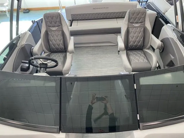 Slide: The Image of Bennington 25 RXSBW 2023 - 8