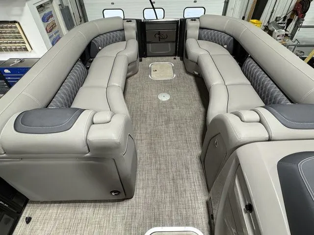 Slide: The Image of Barletta Lusso 25' Q 2023 - 11