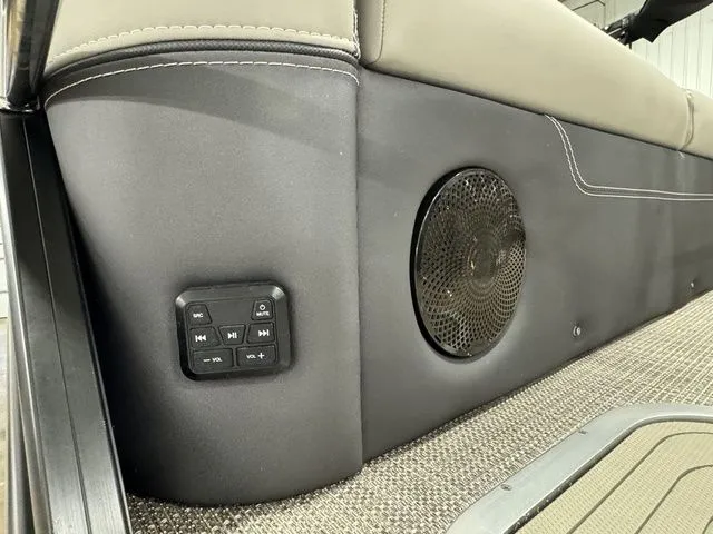 Slide: The Image of Barletta Lusso 25' Q 2023 - 21