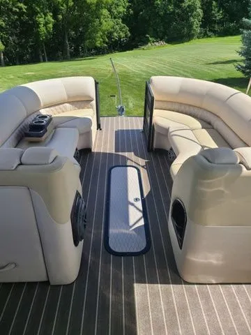 Slide: The Image of Harris Grand Mariner SEL250 2016 - 7