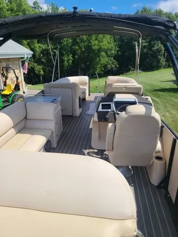 Slide: The Image of Harris Grand Mariner SEL250 2016 - 9