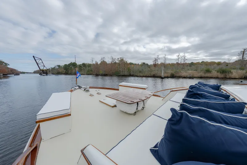 Slide: The Image of Trumpy 58 1971 - 30