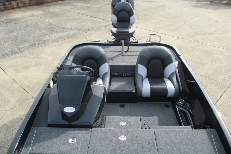 Slide: The Image of 2026 Ranger Z185 boat interior with dual seats and steering console. - 9