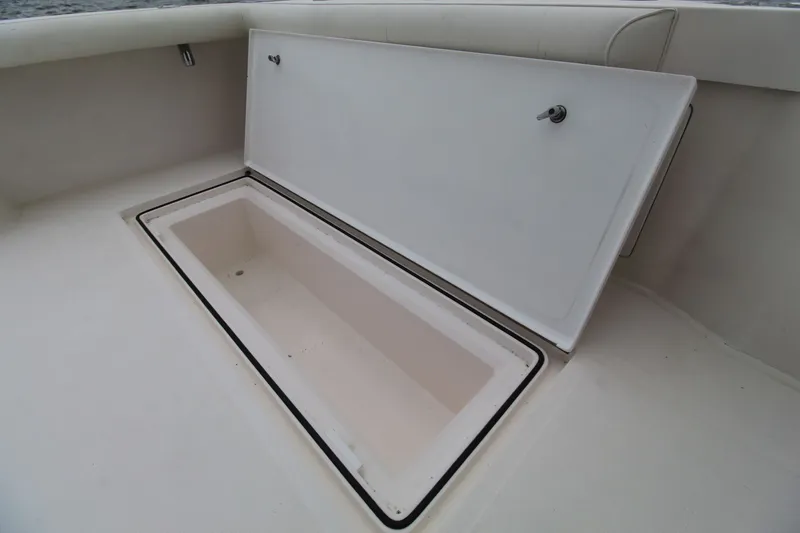 Slide: The Image of Cabo 43 Flybridge 2003 - 58