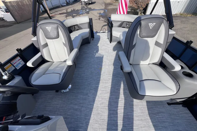 Slide: The Image of 2026 Viaggio V 20U boat interior with luxurious seating and modern design. - 19