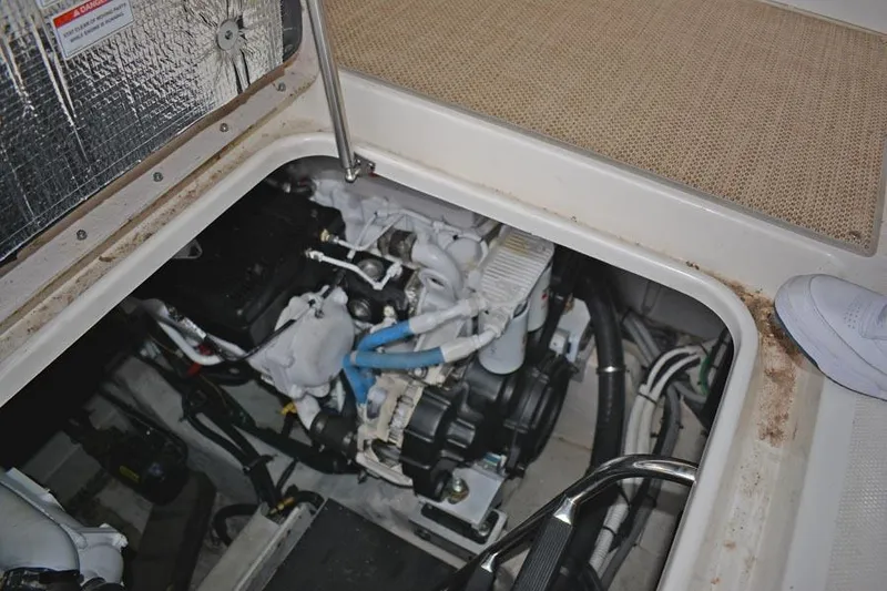 Slide: The Image of Interior of 2017 Sea Ray Sundancer 460 yacht with wooden doors and window. - 37