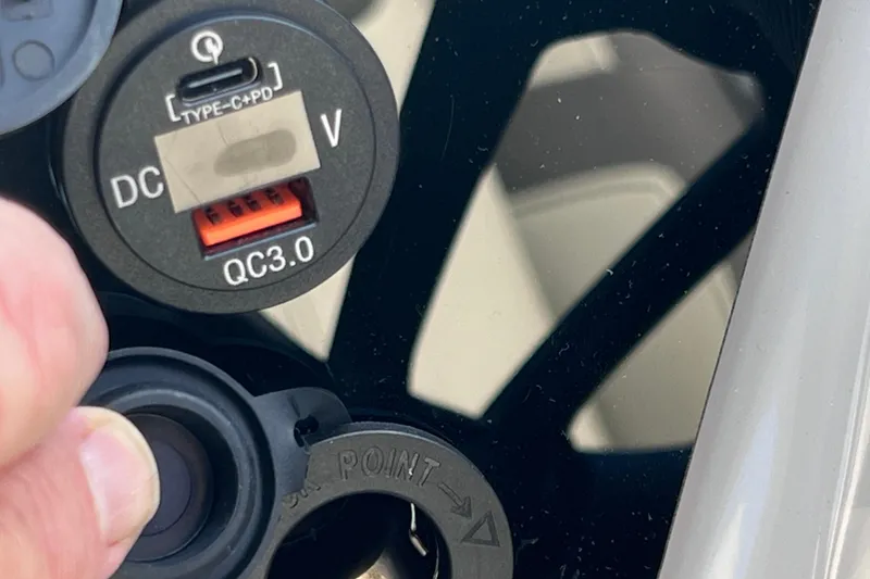 Slide: The Image of Close-up of Viaggio V 20U 2026 USB Type-C PD and QC3.0 charging ports. - 16