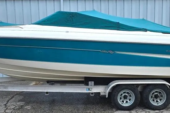 The Image of Sea Ray 240 Bow Rider 1995 - 0
