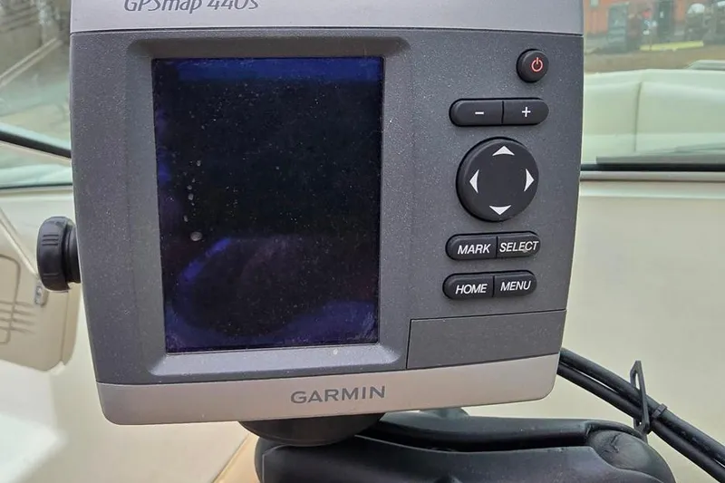 Slide: The Image of Garmin GPSmap 440S on 1995 Sea Ray 240 Bow Rider boat dashboard. - 21