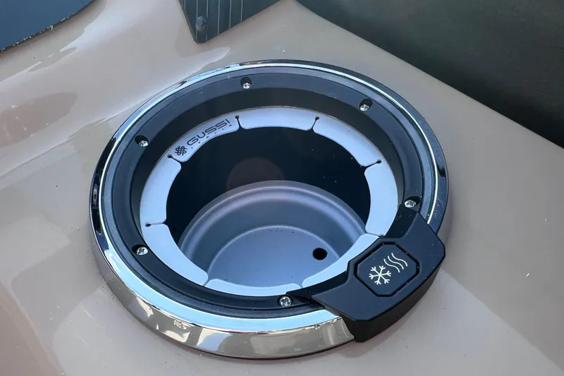 Slide: The Image of Heated and cooled cup holder on 2026 Viaggio X 22S Tritoon boat. - 31