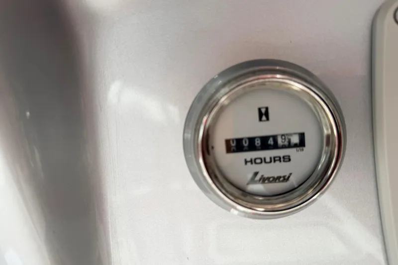 Slide: The Image of Hour meter reading 849.1 hours on 2011 Sunsation F4 boat. - 32
