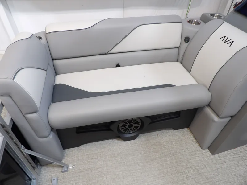 Slide: The Image of Avalon VNT VRB21 2026 - 15