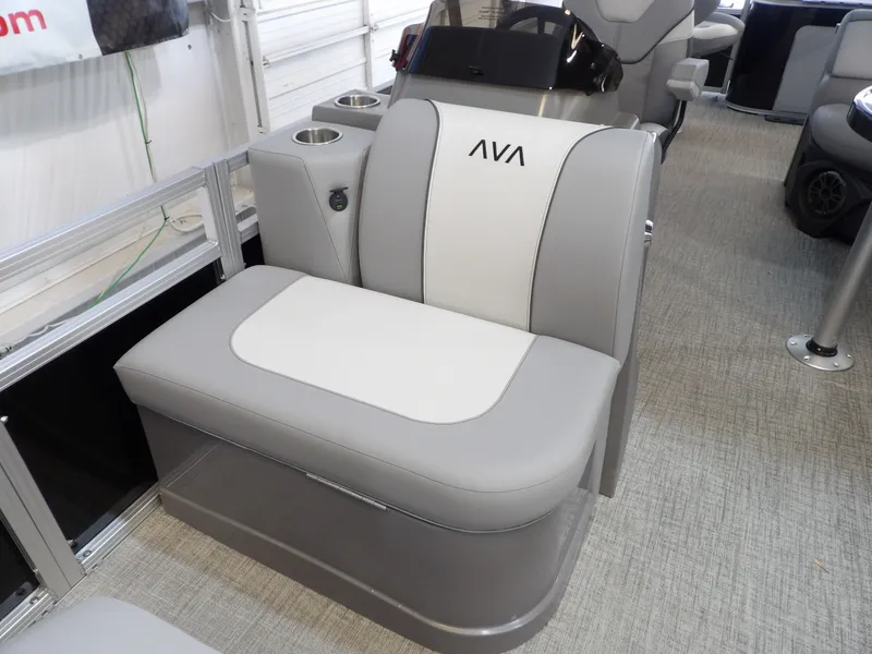 Slide: The Image of Avalon Venture 85 Rear Fish - 21' 2026 - 13