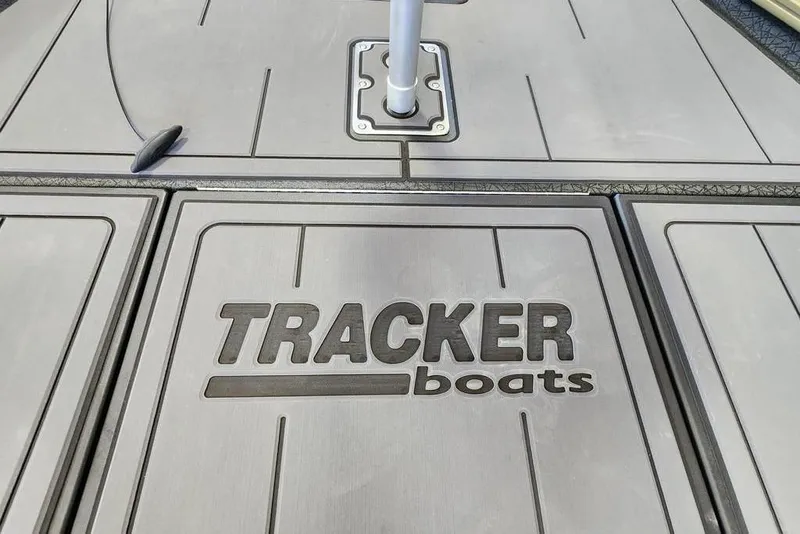 Slide: The Image of 2026 Tracker Savage 215 boat deck with logo and fittings. - 12