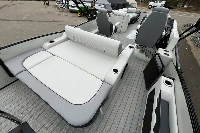 Slide: The Image of 2026 Avalon Catalina Versatile Rear Bench boat with luxurious seating and modern design. - 17