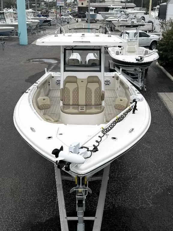 Slide: The Image of Sea Pro 320 DLX Center Console 2023 - 2