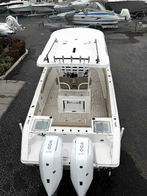 Slide: The Image of Sea Pro 320 DLX Center Console 2023 - 21