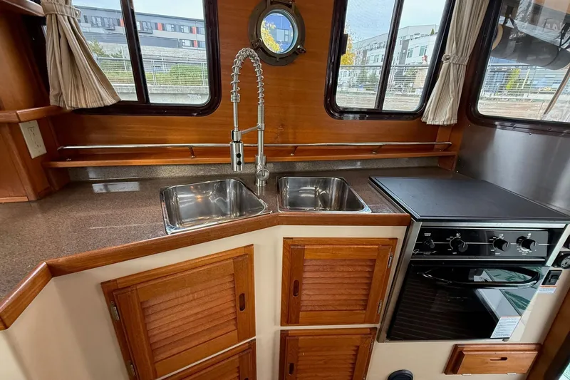 Slide: The Image of Ranger Tugs R-29S - Galley - 3