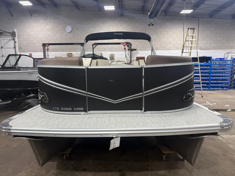 Slide: The Image of Tahoe LTZ 2385 Swingback (VRB) & Honda 4-Stroke EFI 2026 - 37