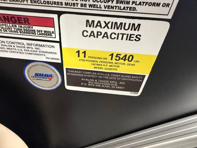 Slide: The Image of Tahoe LTZ 2385 VRB Swingback & Honda 4-Stroke EFI 2026 - 16