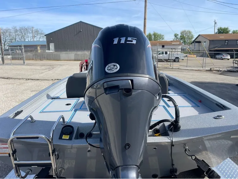 Slide: The Image of Xpress H18 Bass 2025 - 6