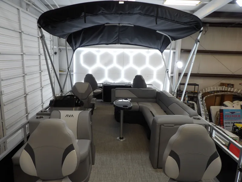 Slide: The Image of Avalon Venture 85 Rear Fish - 21' 2026 - 10