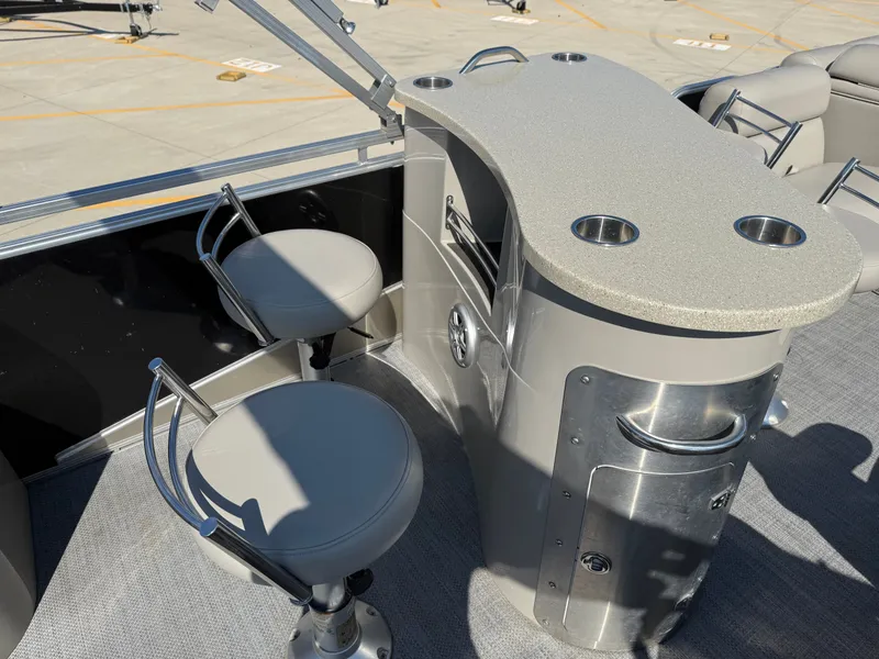 Slide: The Image of Berkshire 230E 2015 - 12