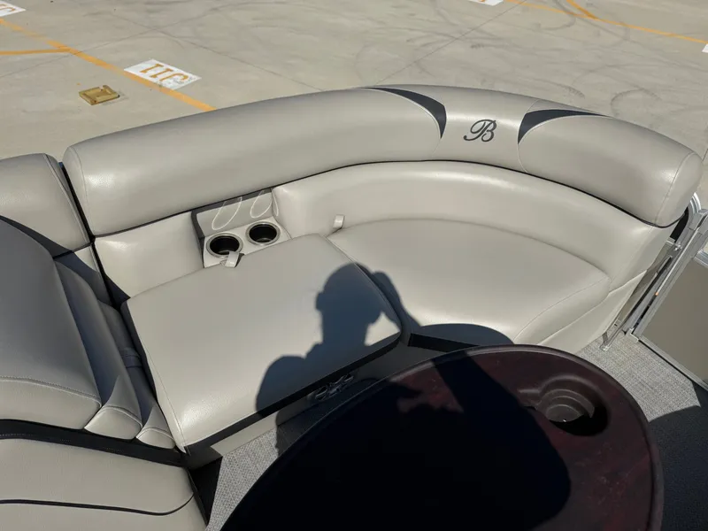 Slide: The Image of Berkshire 230E 2015 - 18