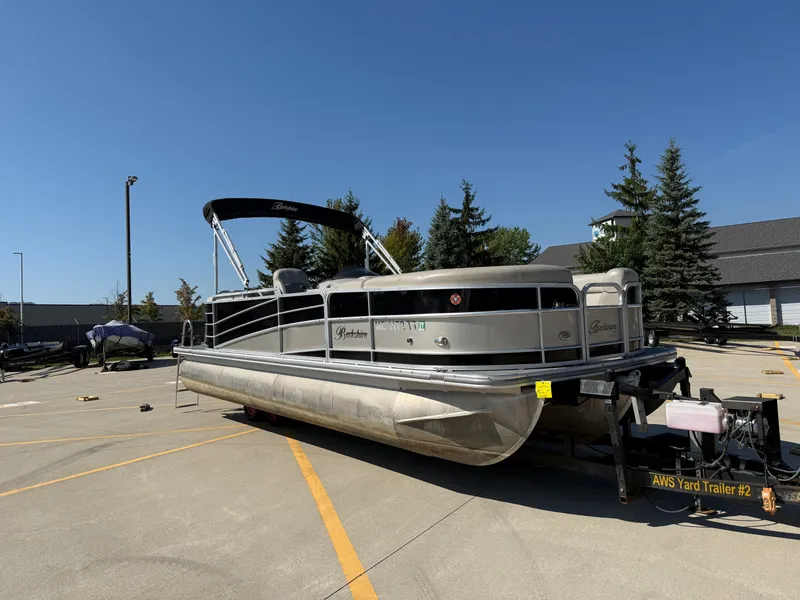 Slide: The Image of Berkshire 230E 2015 - 7