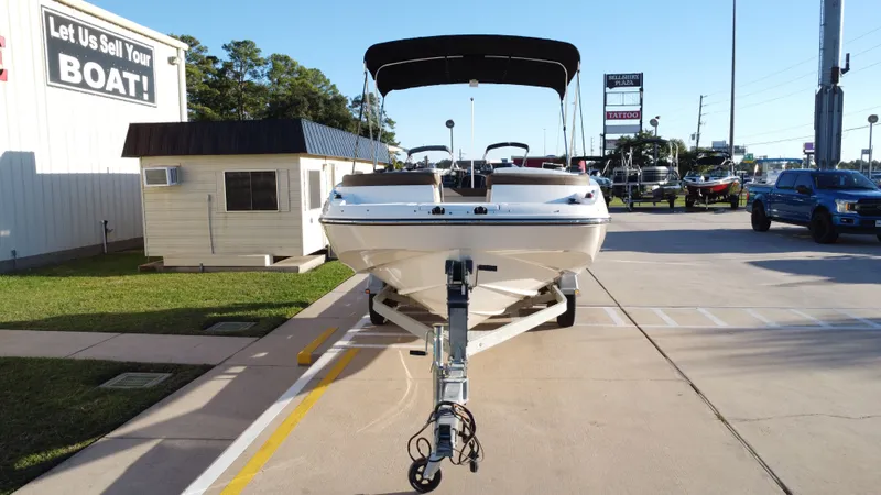 Slide: The Image of Bayliner 210 DB 2015 - 9