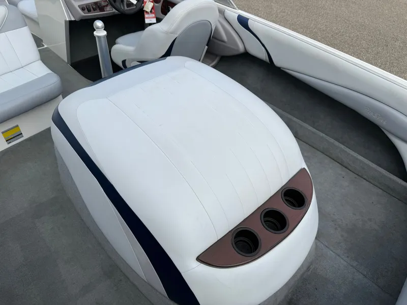 Slide: The Image of MasterCraft ProStar 209 2001 - 10