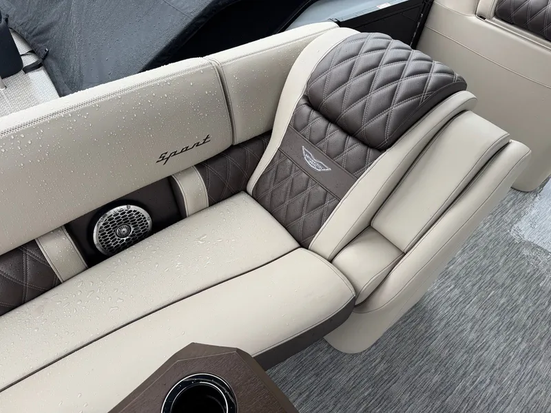 Slide: The Image of Bennington 30QXSBAX2 2026 - 17